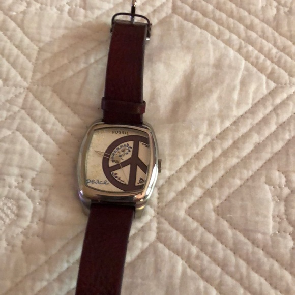 Fossil Watch - Picture 1 of 1